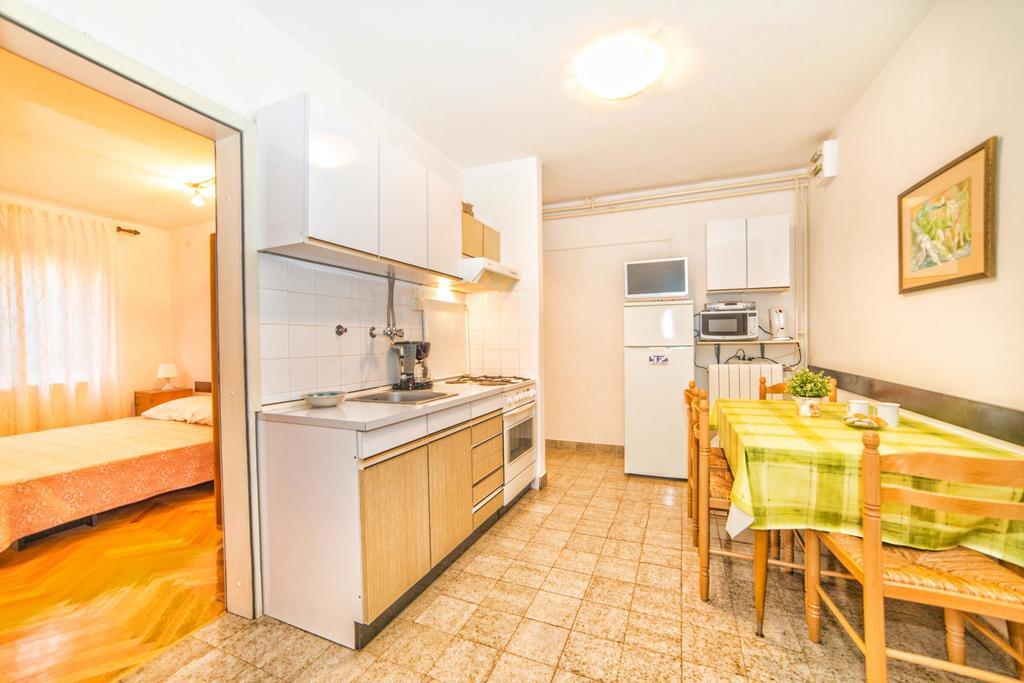 Apartments Creska 629 Rabac Exterior photo