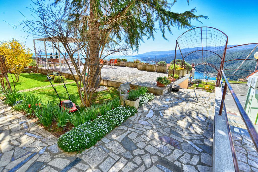 Apartments Creska 629 Rabac Exterior photo